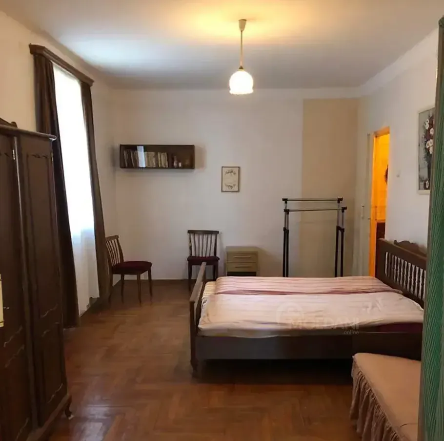 Продам 2-комн. квартиру 80м² 1/3 эт. Тбилиси - изображение 1