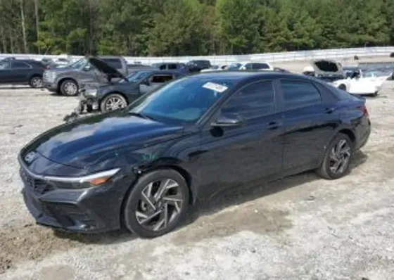 Hyundai Elantra 2025 თბილისი