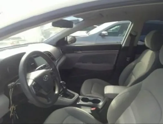Hyundai Elantra 2017 Tbilisi