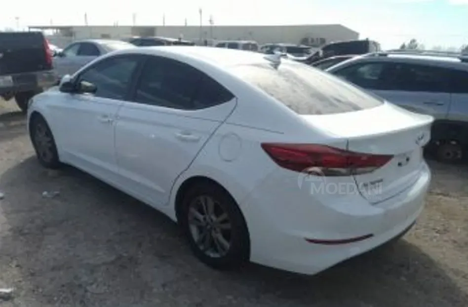 Hyundai Elantra 2017 Tbilisi - photo 5