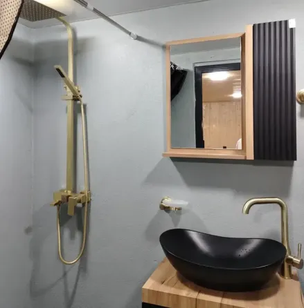 Сдам 1-комн. квартиру 32м² 1/2 эт. Тбилиси