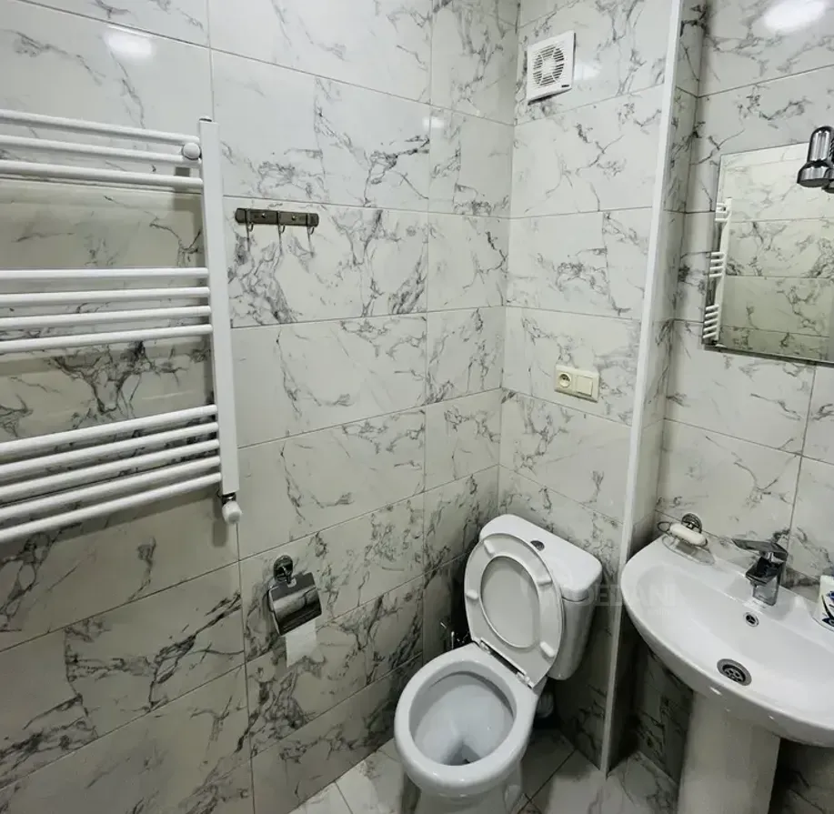 Сдам 2-комн. квартиру 42м² 6/9 эт. Тбилиси - изображение 5