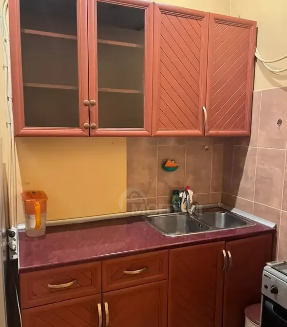 Apartments For Rent one-room 33м² 5/5 floor Tbilisi - photo 1