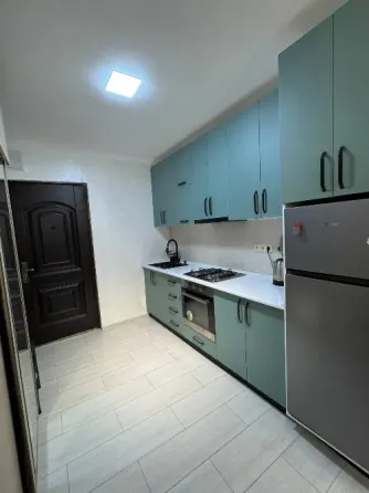 Продам 2-комн. квартиру 42м² 13/17 эт. Батуми