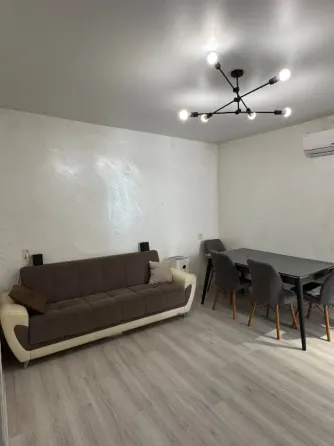 Продам 2-комн. квартиру 42м² 13/17 эт. Батуми