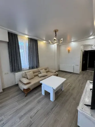 Продам 3-комн. квартиру 73м² 16/19 эт. Батуми