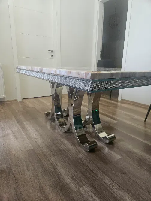 იყიდება ელეგანტური 160×90 ზომის მაგიდა - ახალივით! თბილისი - photo 2