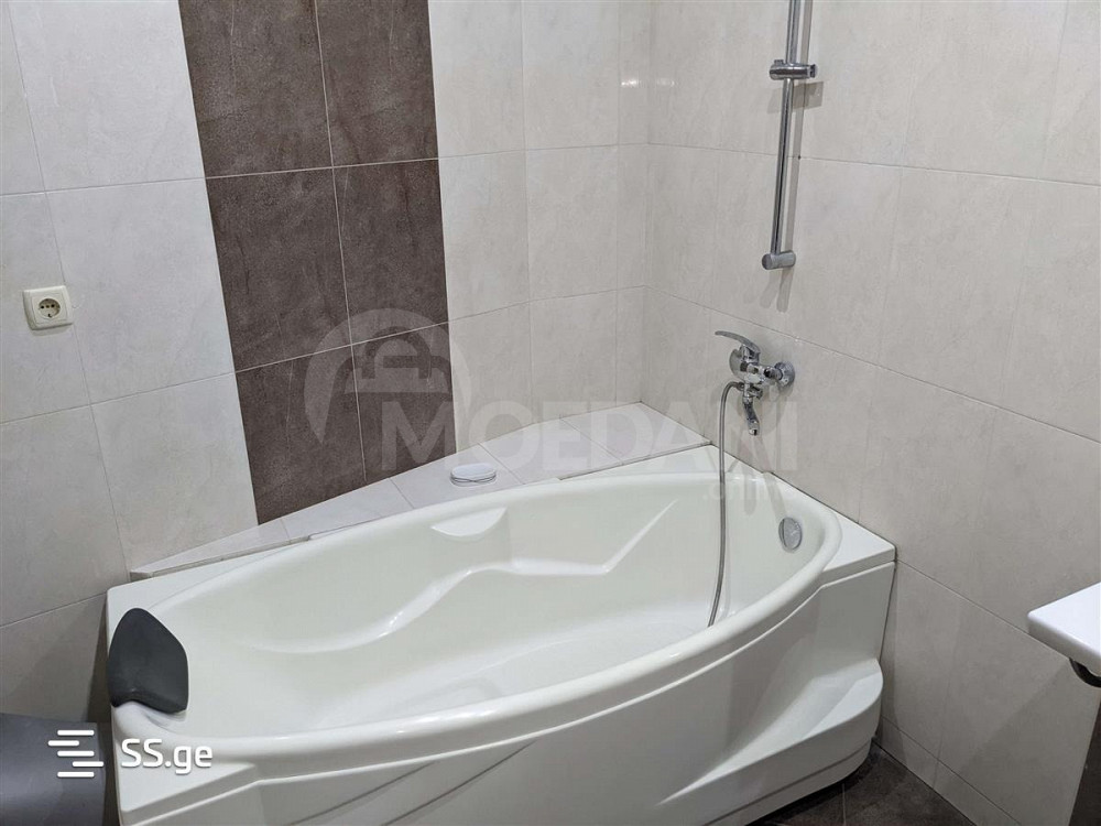 ქირავდება 5 ოთახიანი ბინა 200მ² 2/7 სართ თბილისი - photo 8