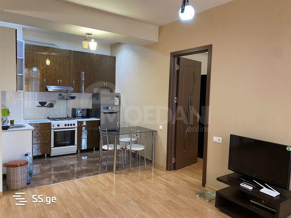 ქირავდება 2 ოთახიანი ბინა 65მ² 8/10 სართ თბილისი - photo 1