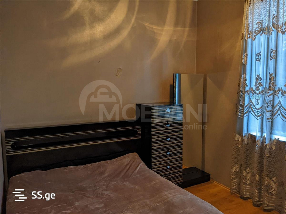 ქირავდება 4 ოთახიანი ბინა 100მ² 2/4 სართ თბილისი - photo 2