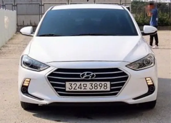 Hyundai Elantra 2016 Tbilisi