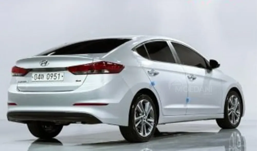 Hyundai Elantra 2016 Tbilisi - photo 2