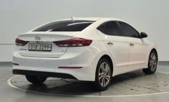 Hyundai Elantra 2018 Tbilisi