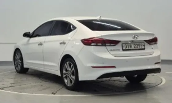 Hyundai Elantra 2018 Tbilisi