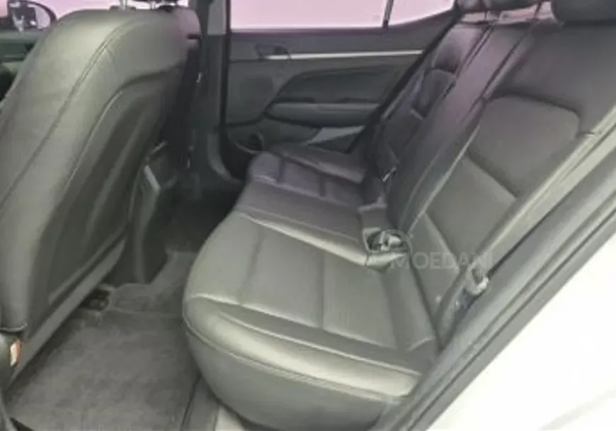 Hyundai Elantra 2018 Тбилиси - изображение 3