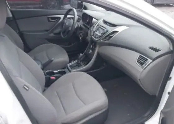 Hyundai Elantra 2016 Tbilisi