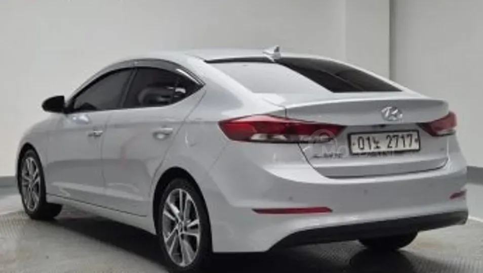 Hyundai Elantra 2017 Тбилиси - изображение 6