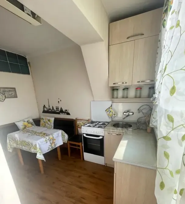 Сдам 1-комн. квартиру 40м² 6/8 эт. Тбилиси - изображение 2