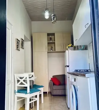 ქირავდება 1 ოთახიანი ბინა 25მ² 2/3 სართ თბილისი