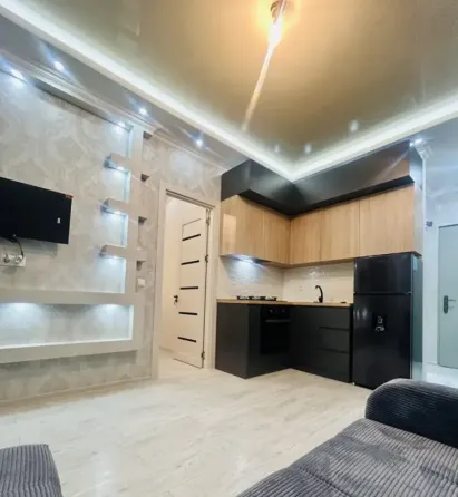 ქირავდება 2 ოთახიანი ბინა 440მ² 3/16 სართ თბილისი