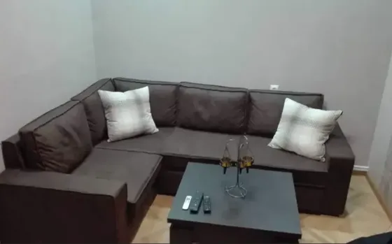 ქირავდება 2 ოთახიანი ბინა 40მ² 2/2 სართ თბილისი