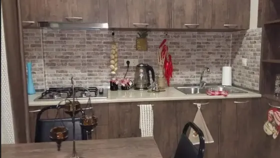 ქირავდება 2 ოთახიანი ბინა 40მ² 2/2 სართ თბილისი