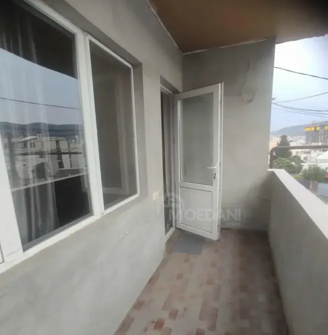 Сдам 2-комн. квартиру 45м² 2/2 эт. Тбилиси - изображение 2