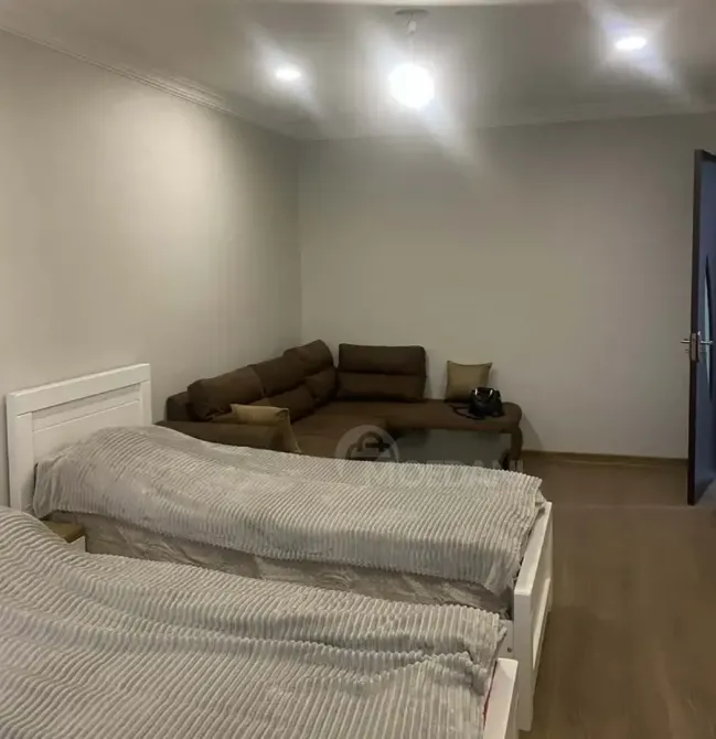 Сдам 1-комн. квартиру 47м² 2/8 эт. Тбилиси - изображение 2