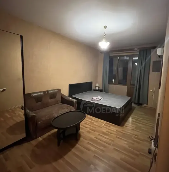 Сдам 2-комн. квартиру 33м² 5/5 эт. Тбилиси - изображение 3