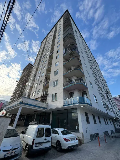 Продам 2-комн. квартиру 42м² 17/19 эт. Батуми - изображение 2