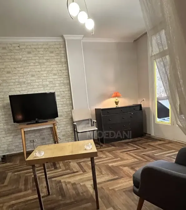 ქირავდება 2 ოთახიანი ბინა 60მ² 1/17 სართ თბილისი - photo 1