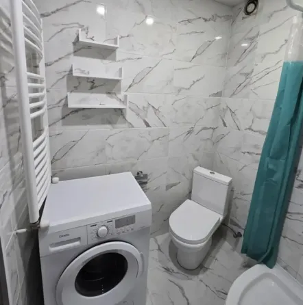 ქირავდება 1 ოთახიანი ბინა 30მ² 5/21 სართ თბილისი