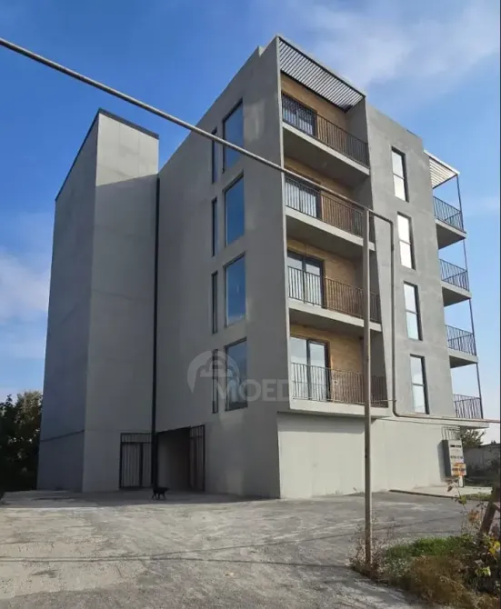 Продам 2-комн. квартиру 70м² 4/5 эт. Тбилиси - изображение 3