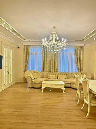 იყიდება 4 ოთახიანი ბინას 112მ² 8/9 სართ ბათუმი