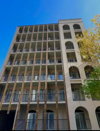 იყიდება 2 ოთახიანი ბინას 75მ² 4/7 სართ თბილისი