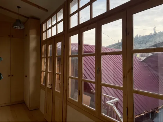 Apartments For Rent three-room 85м² 3/3 floor Tbilisi