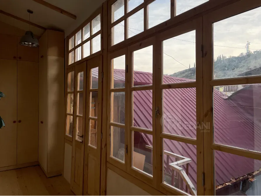 ქირავდება 3 ოთახიანი ბინა 85მ² 3/3 სართ თბილისი - photo 1