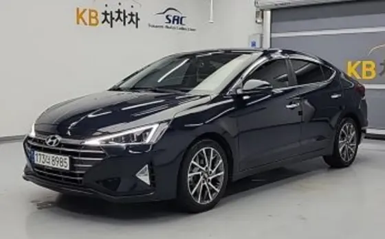 Hyundai Elantra 2018 თბილისი
