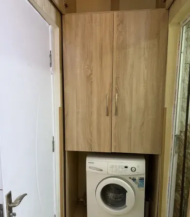 იყიდება 1 ოთახიანი ბინას 20მ² 4/5 სართ თბილისი