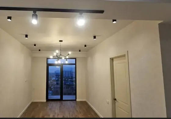 იყიდება 2 ოთახიანი ბინას 47.5მ² 9/12 სართ თბილისი