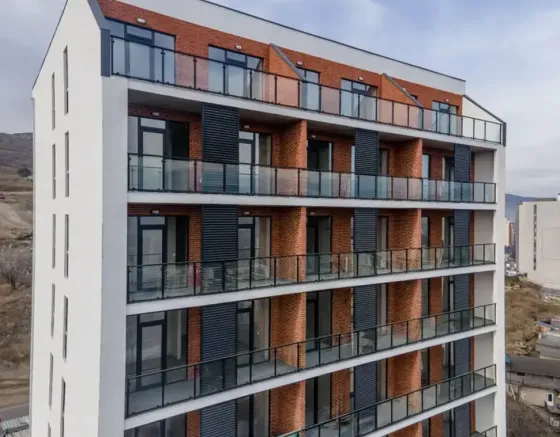 იყიდება 2 ოთახიანი ბინას 60.9მ² 2/8 სართ თბილისი