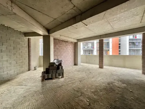 იყიდება 3 ოთახიანი ბინას 84მ² 6/9 სართ თბილისი