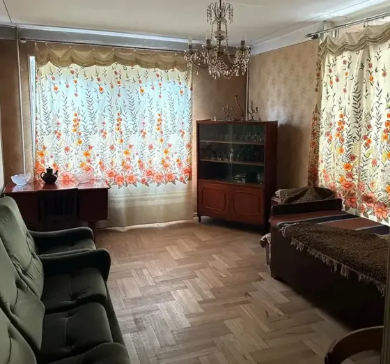 იყიდება 3 ოთახიანი ბინას 72მ² 5/9 სართ თბილისი