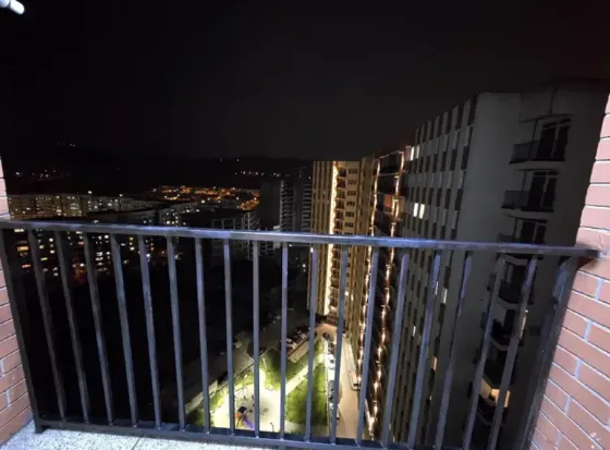 იყიდება 2 ოთახიანი ბინას 43.5მ² 15/16 სართ თბილისი