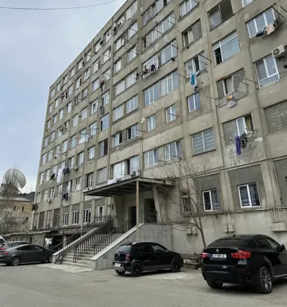 იყიდება 3 ოთახიანი ბინას 58.13მ² 1/8 სართ თბილისი