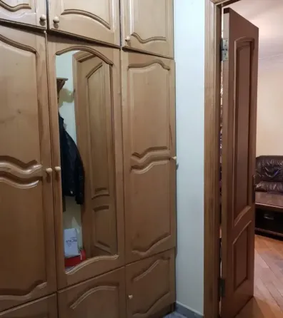 ქირავდება 2 ოთახიანი ბინა 52მ² 3/7 სართ თბილისი