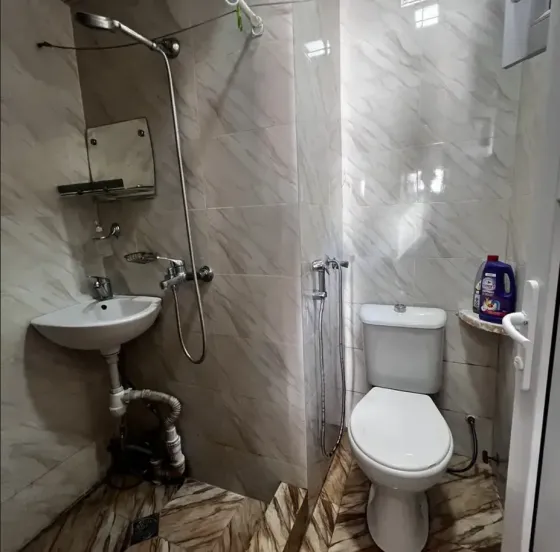 ქირავდება 1 ოთახიანი ბინა 35მ² 1/1 სართ თბილისი