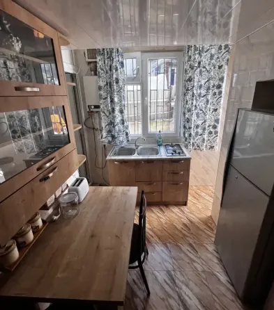 ქირავდება 1 ოთახიანი ბინა 35მ² 1/1 სართ თბილისი