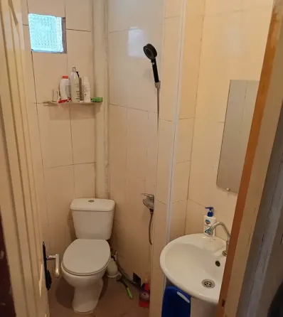 ქირავდება 1 ოთახიანი ბინა 32მ² 1/2 სართ თბილისი