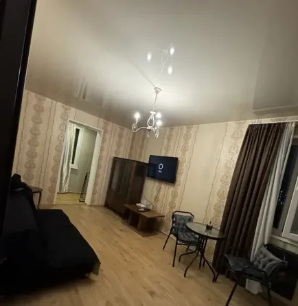 ქირავდება 2 ოთახიანი ბინა 55მ² 7/9 სართ თბილისი